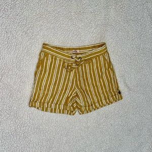 Linen shorts